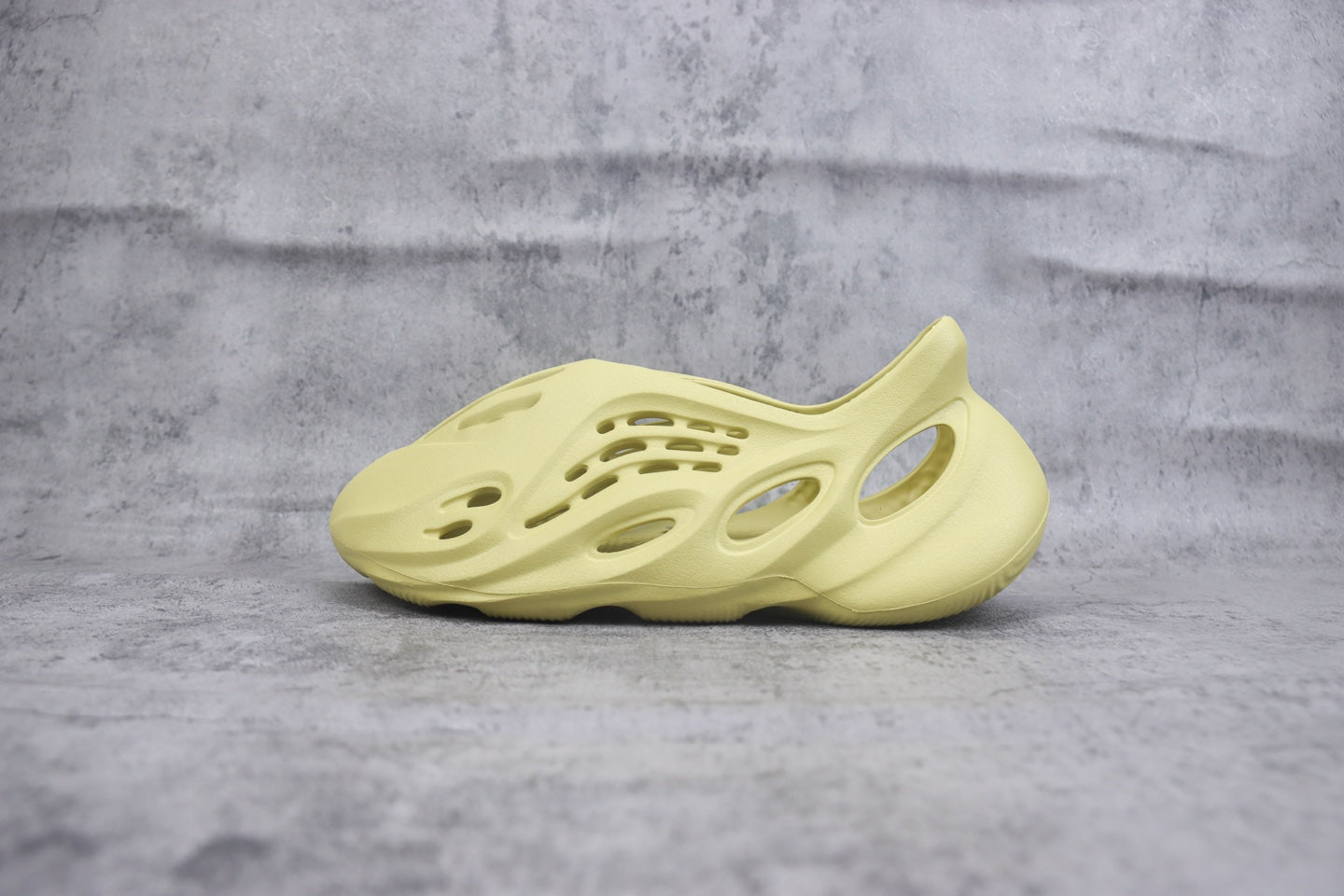 Yeezy Foam Runner Unisex Casual Sandals - GV6775