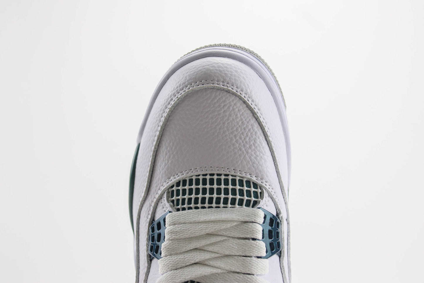 AJ4 Unisex-Adult Sneakers Shoes (FQ8138-103)