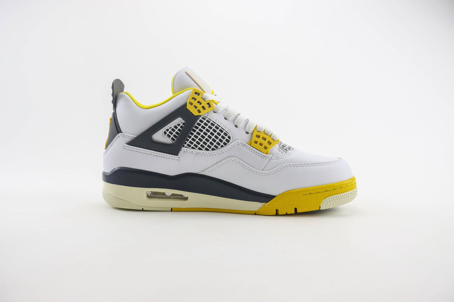 AJ4 Unisex-Adult Sneakers Shoes (AQ9129-101)