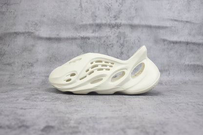 Yeezy Foam Runner Unisex Casual Sandals - FY4567