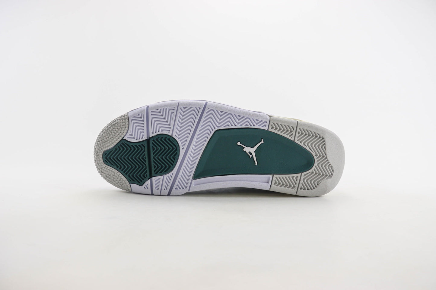 AJ4 Unisex-Adult Sneakers Shoes (FQ8138-103)